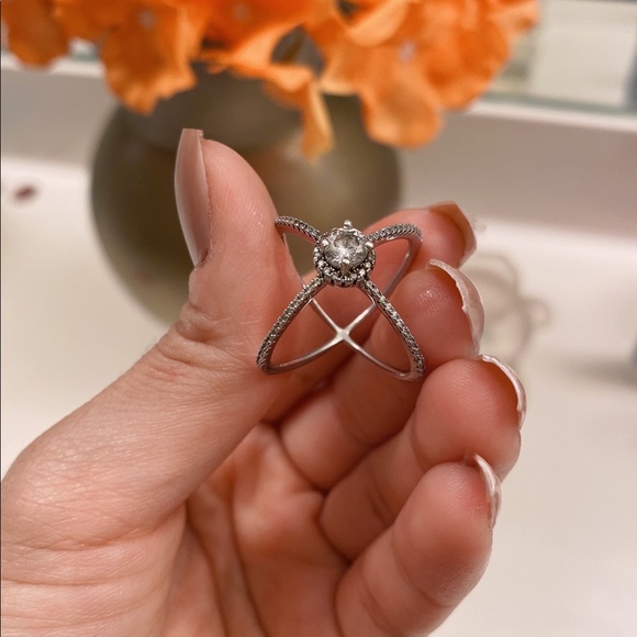 Jewelry - Silver Gold Plated Ring Size 6